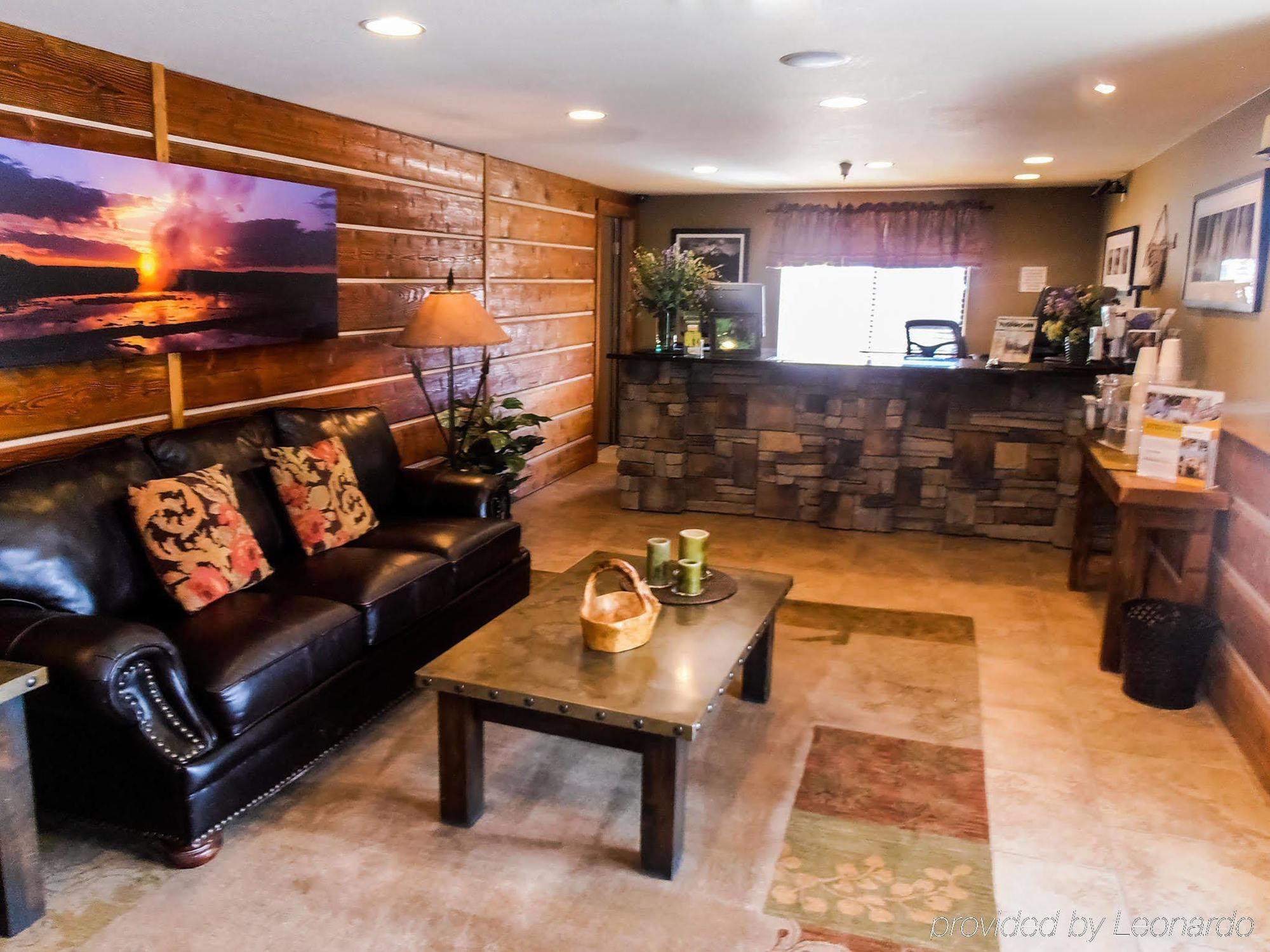Travelodge By Wyndham Gardiner Yellowstone Park North Entr Ngoại thất bức ảnh