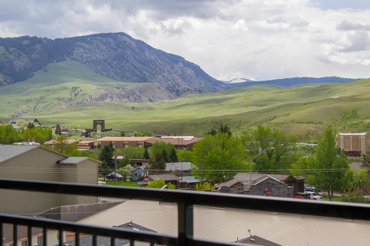 Travelodge By Wyndham Gardiner Yellowstone Park North Entr Ngoại thất bức ảnh